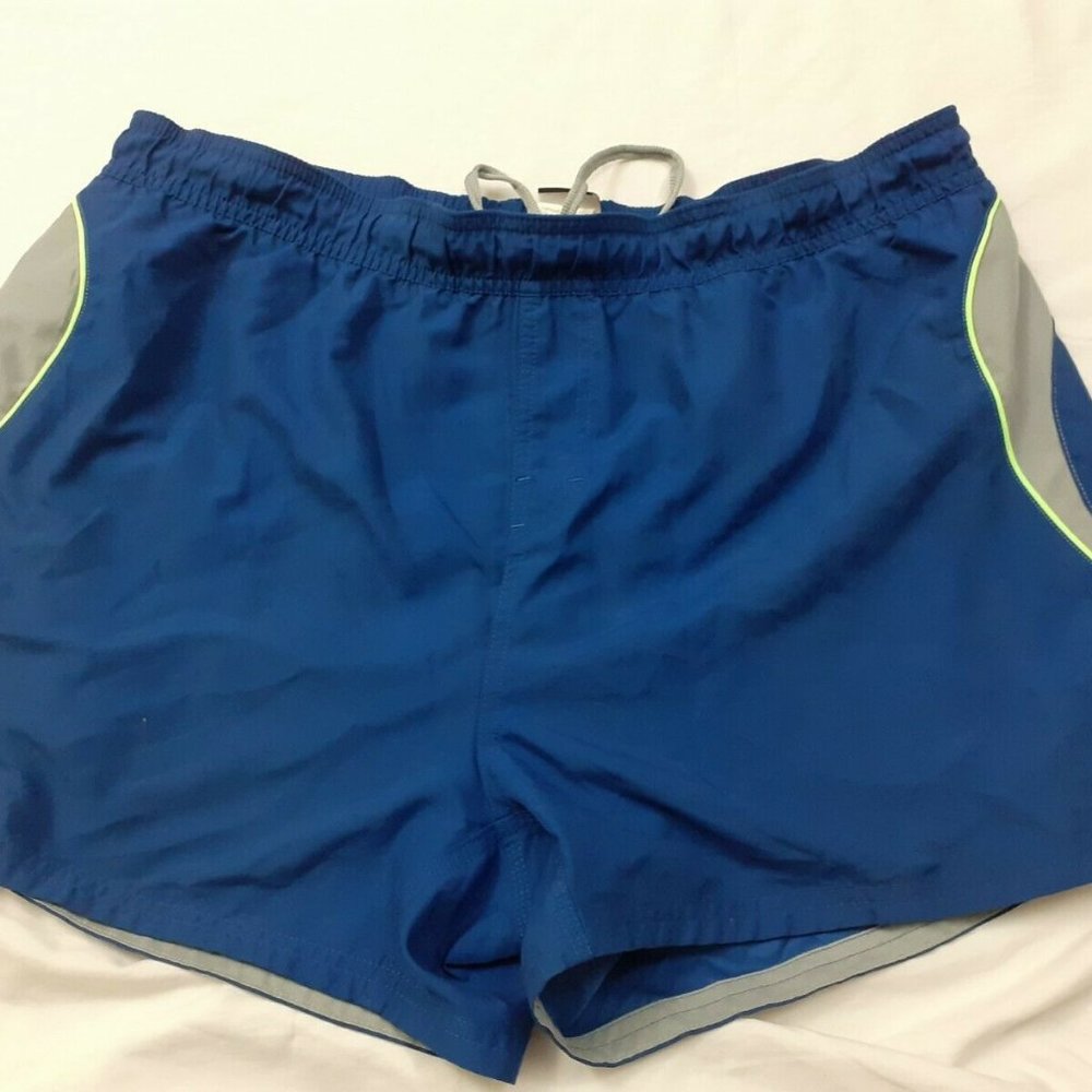 Nike Sportswear Shorts Athletic Gym Training XL